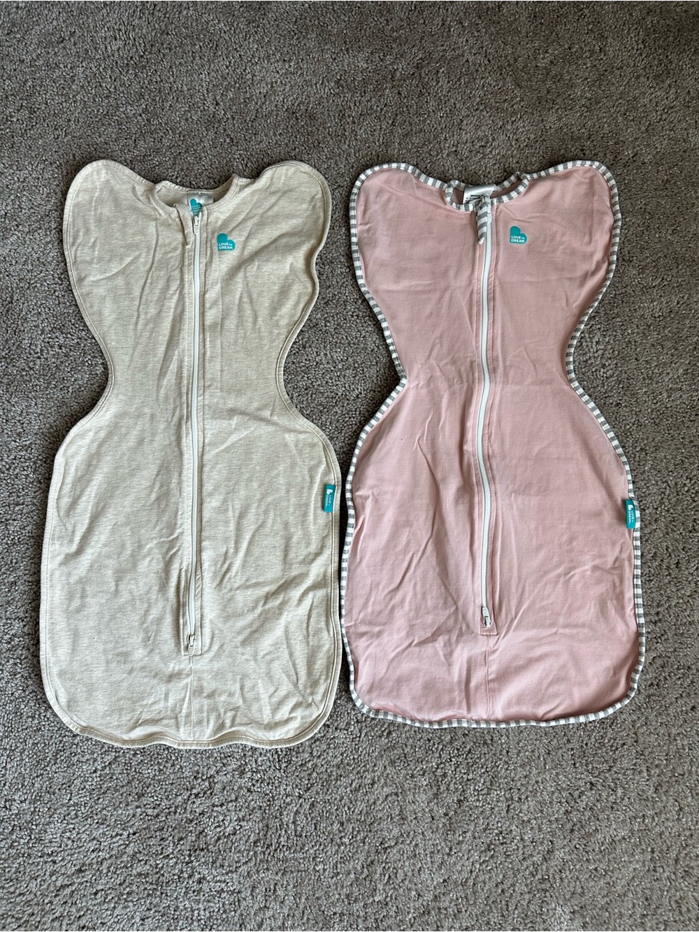 Love to dream (MEDIUM) Two Zip Swaddle Sleep Sacks in Pink & Cream